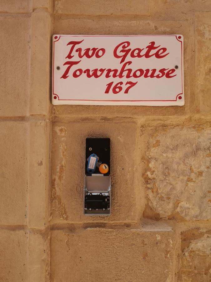 Two Gate Town House Ferienhaus *