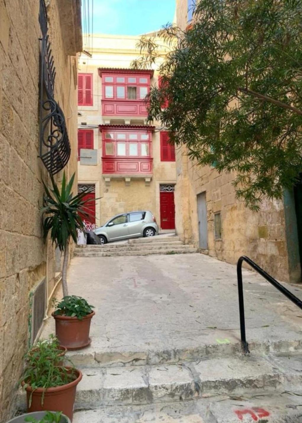 Two Gate Town House Ferienhaus *